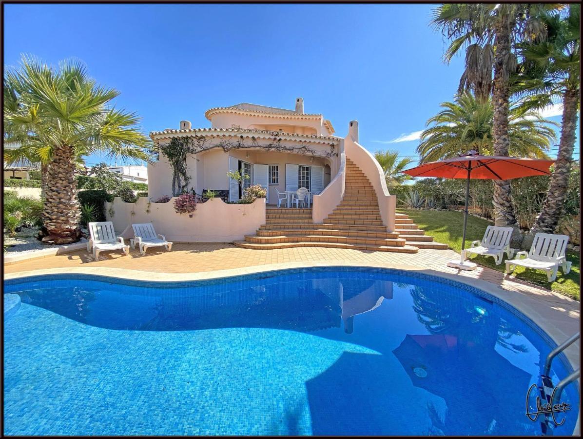 Vila Shakira *